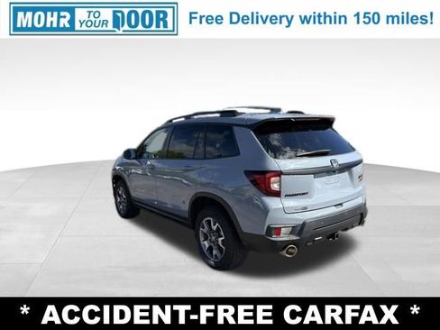 Used 2022 Honda Passport TrailSport image 3