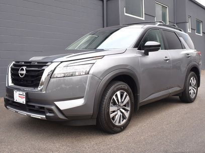 New 2025 Nissan Pathfinder SL