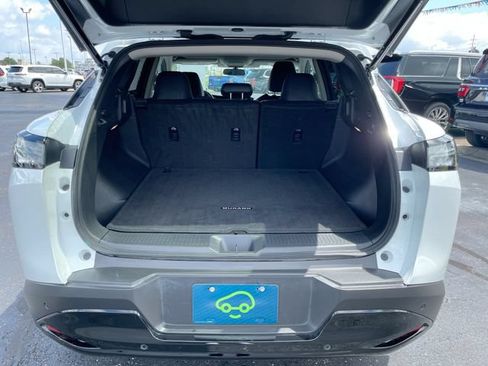 Used 2025 Nissan Murano SV FWD image 17