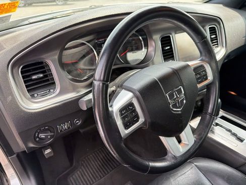 Used 2012 Dodge Charger R/T RWD image 19