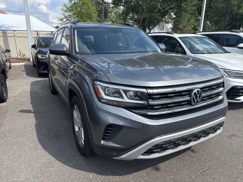Used 2023 Volkswagen Atlas SE image 1