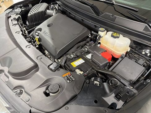 Used 2023 Chevrolet Traverse LT w/ LPO, Floor Liner Package AWD/4WD image 47