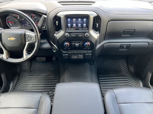 Used 2021 Chevrolet Silverado 1500 LT w/ Convenience Package II image 32