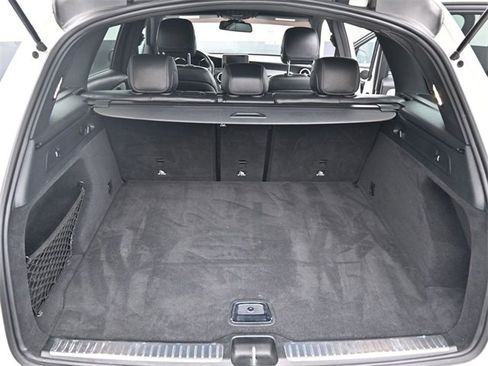 Used 2019 Mercedes-Benz GLC 300 image 12