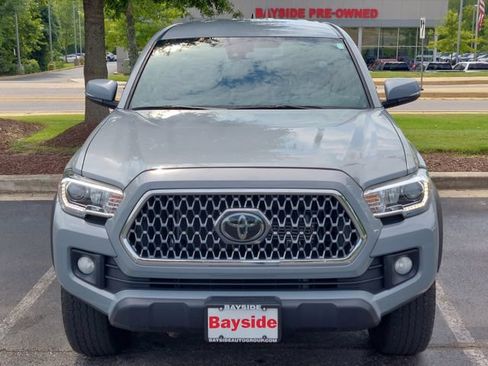 Used 2019 Toyota Tacoma TRD Off-Road w/ Technology Package AWD/4WD image 5