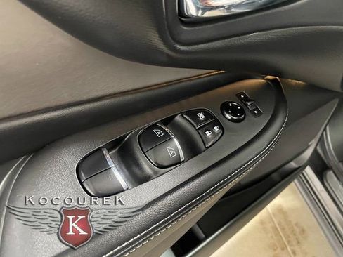 Used 2023 Nissan Murano SL image 20