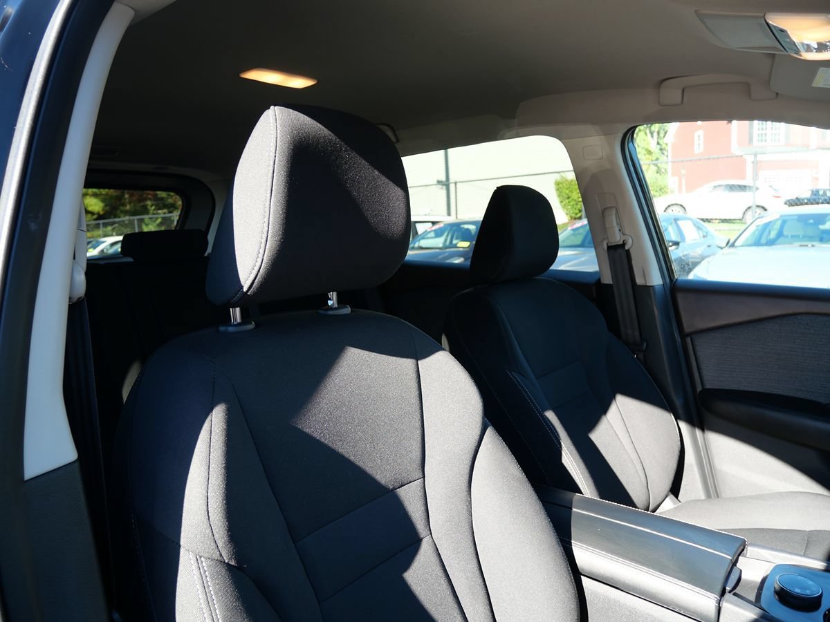 Used 2023 Nissan Rogue S AWD/4WD image 18