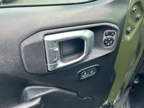 Used 2020 Jeep Wrangler Unlimited Sport S AWD/4WD image 22