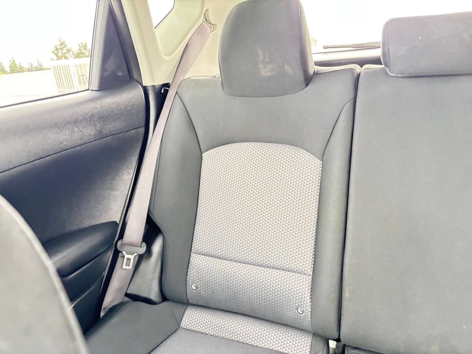 Used 2025 Kia Soul LX w/ LX Technology Package FWD image 36