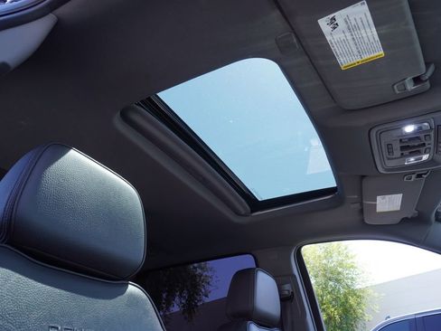 Certified 2023 GMC Sierra 1500 Denali image 14