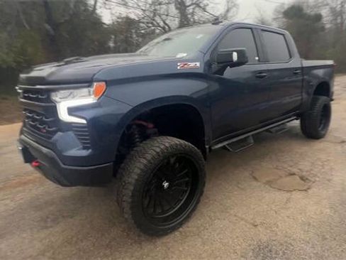 Used 2022 Chevrolet Silverado 1500 LT Trail Boss w/ LT Trail Boss Premium Package image 4