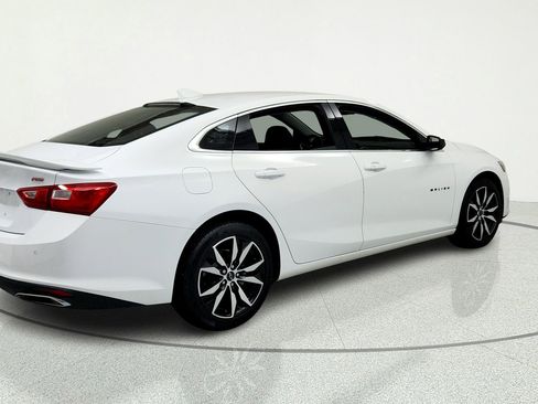 Used 2024 Chevrolet Malibu RS w/ LPO, Floor Liner Package FWD image 5