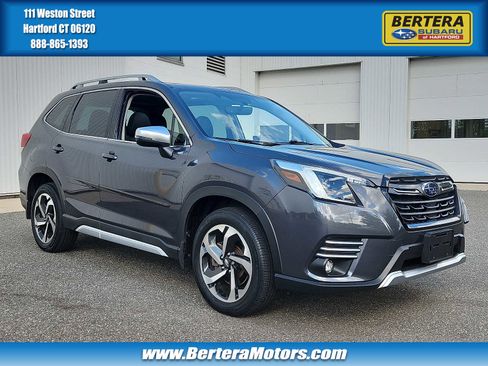 Used 2023 Subaru Forester Touring AWD/4WD image 1