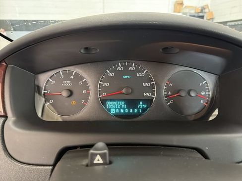 Used 2009 Chevrolet Impala LT FWD image 15
