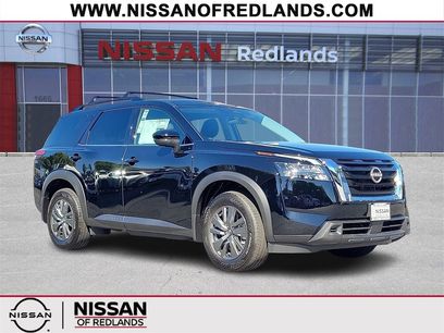 New 2025 Nissan Pathfinder SV