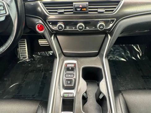 Used 2022 Honda Accord Sport image 11