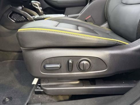 Certified 2024 Chevrolet TrailBlazer ACTIV w/ Convenience Package image 17