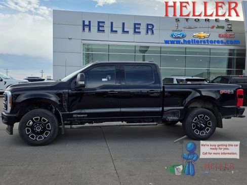 Used 2025 Ford F250 Platinum image 1