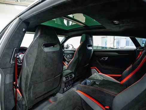 Used 2024 Lamborghini Urus Performante image 62