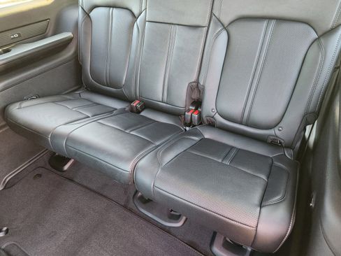 New 2026 Jeep Grand Wagoneer Limited AWD/4WD image 39