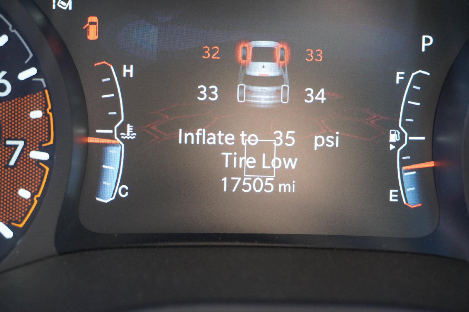 Used 2023 Jeep Compass Latitude AWD/4WD image 7