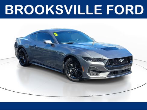 Used 2025 Ford Mustang GT RWD image 1