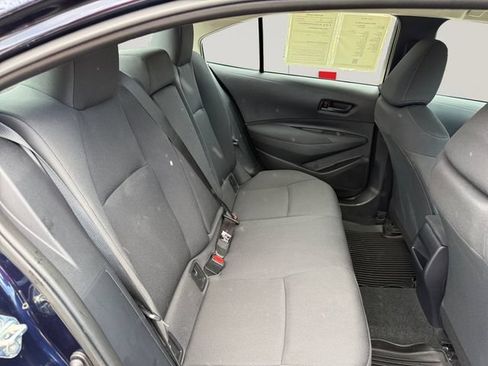 Used 2022 Toyota Corolla LE FWD image 18
