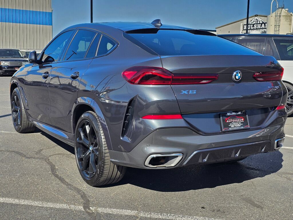 Used 2022 BMW X6 xDrive40i AWD/4WD image 3