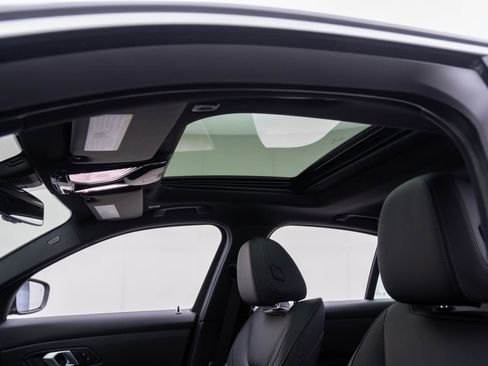 New 2026 BMW 330i xDrive Sedan w/ Premium Package image 19