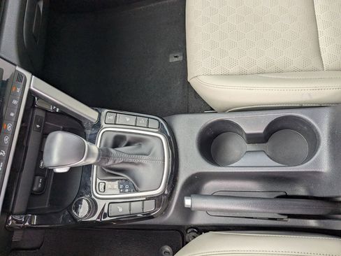 Certified 2021 Kia Seltos EX image 17