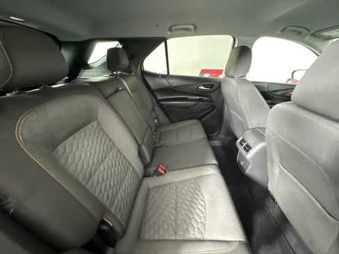 Used 2021 Chevrolet Equinox LT FWD image 40