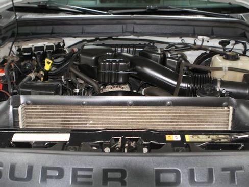 Used 2015 Ford F350 XL image 2