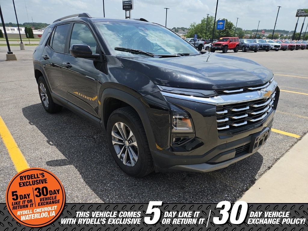 Used 2025 Chevrolet Equinox LT w/ Convenience Package II AWD/4WD image 1