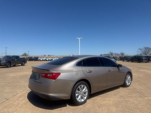 Used 2023 Chevrolet Malibu LT w/ Driver Confidence Package image 21