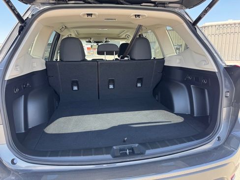 Used 2024 Subaru Forester Premium image 18