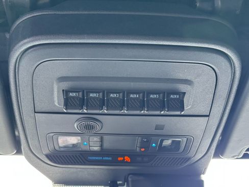 Used 2022 Ford Bronco Everglades AWD/4WD image 38