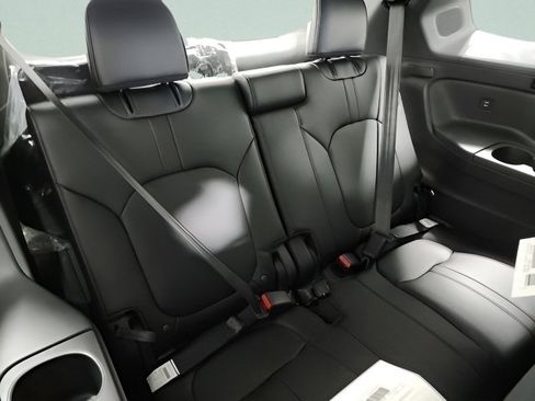 Used 2025 Honda Pilot Black Edition image 19