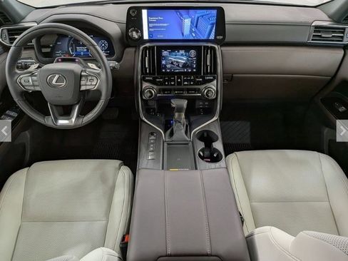 New 2026 Lexus LX 700h Luxury w/ Appearance Package image 18