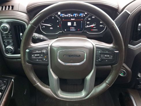 Used 2022 GMC Sierra 3500 Denali w/ Denali Ultimate Package AWD/4WD image 23