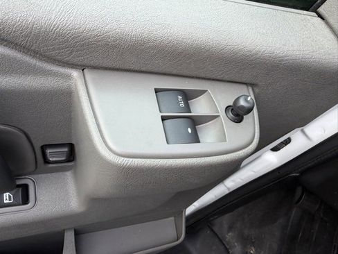 Used 2024 GMC Savana 2500 w/ Driver Convenience Package image 14