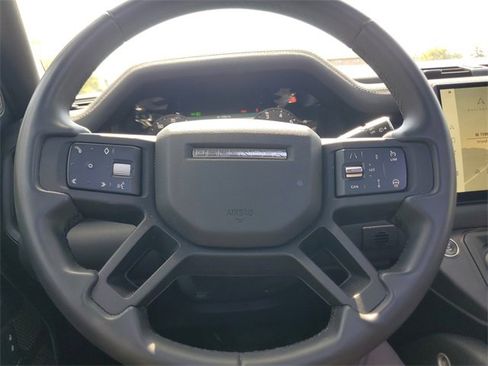 Used 2023 Land Rover Defender 110 75th Limited Edition image 24