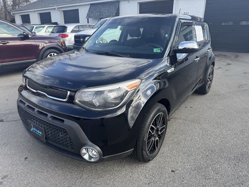 Used 2015 Kia Soul image 2