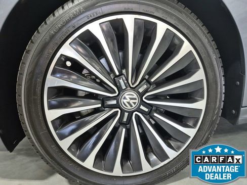 Used 2022 Volkswagen Passat 2.0T FWD image 33