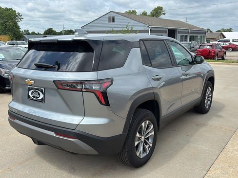 Used 2025 Chevrolet Equinox LT AWD/4WD image 6