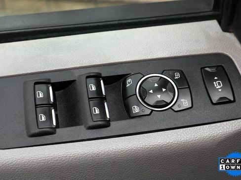 Used 2017 Ford F550 2WD Crew Cab Super Duty image 16