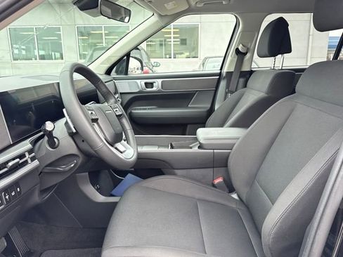 Certified 2026 Hyundai Santa Fe SE image 12