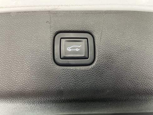 Certified 2023 Chevrolet Blazer LT w/ Convenience Package AWD/4WD image 33