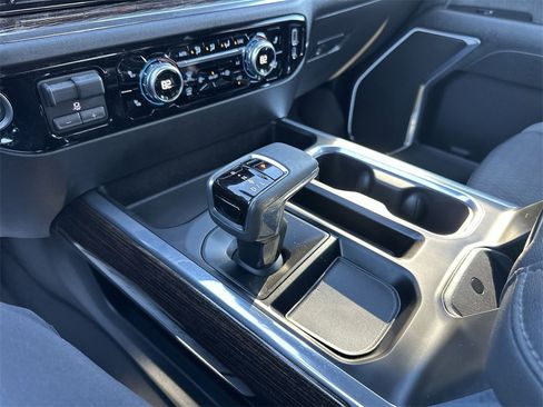 Used 2023 GMC Sierra 1500 Elevation image 19