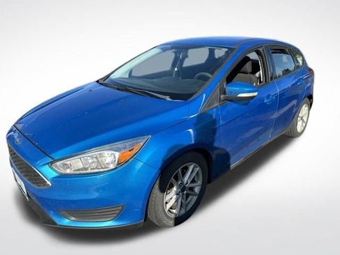 Used 2017 Ford Focus SE FWD image 5