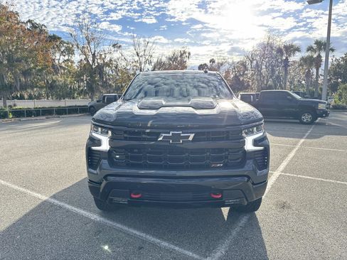 Used 2025 Chevrolet Silverado 1500 LT Trail Boss w/ Convenience Package II image 8